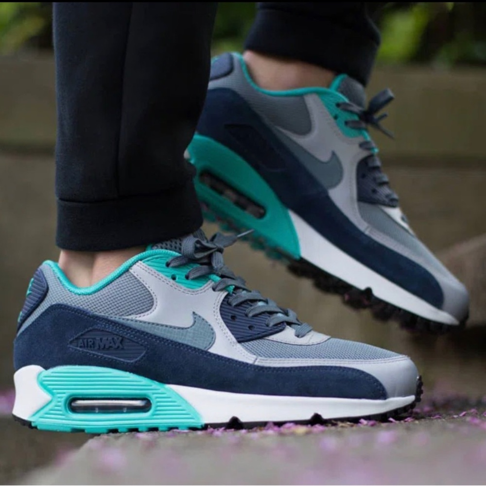 Nike Air Max 90 Essential 'Wolf Grey Blue Graphite' - Picture 1 of 14